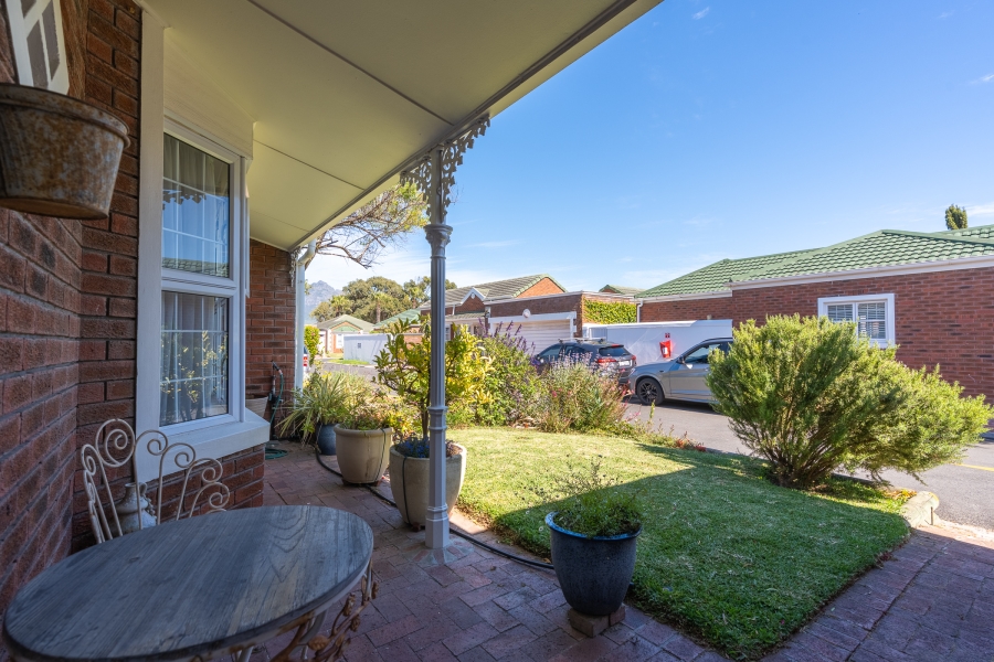 3 Bedroom Property for Sale in Pinelands Western Cape